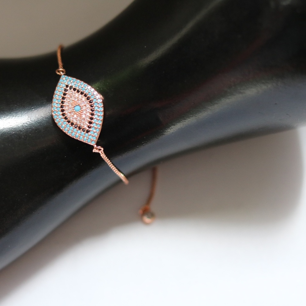 Evil Eye Bracelet in Rose Gold With Crystals